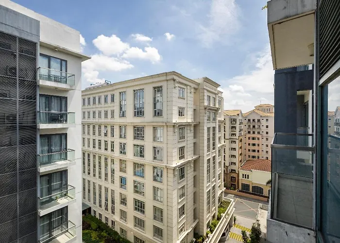 Appartement At Newport World Airport Area Prime Location *